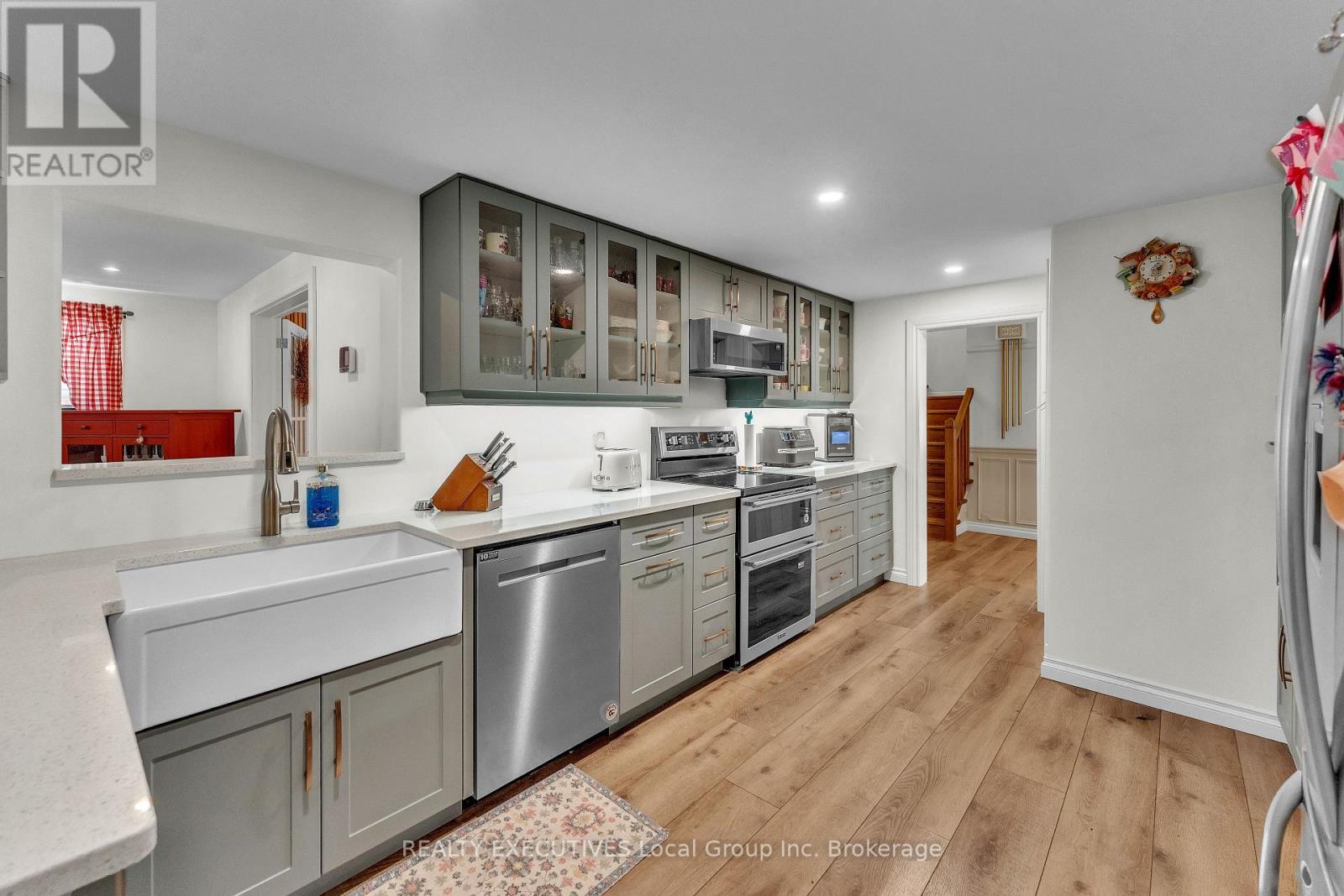 120 CAMPBELL AVENUE - 24
