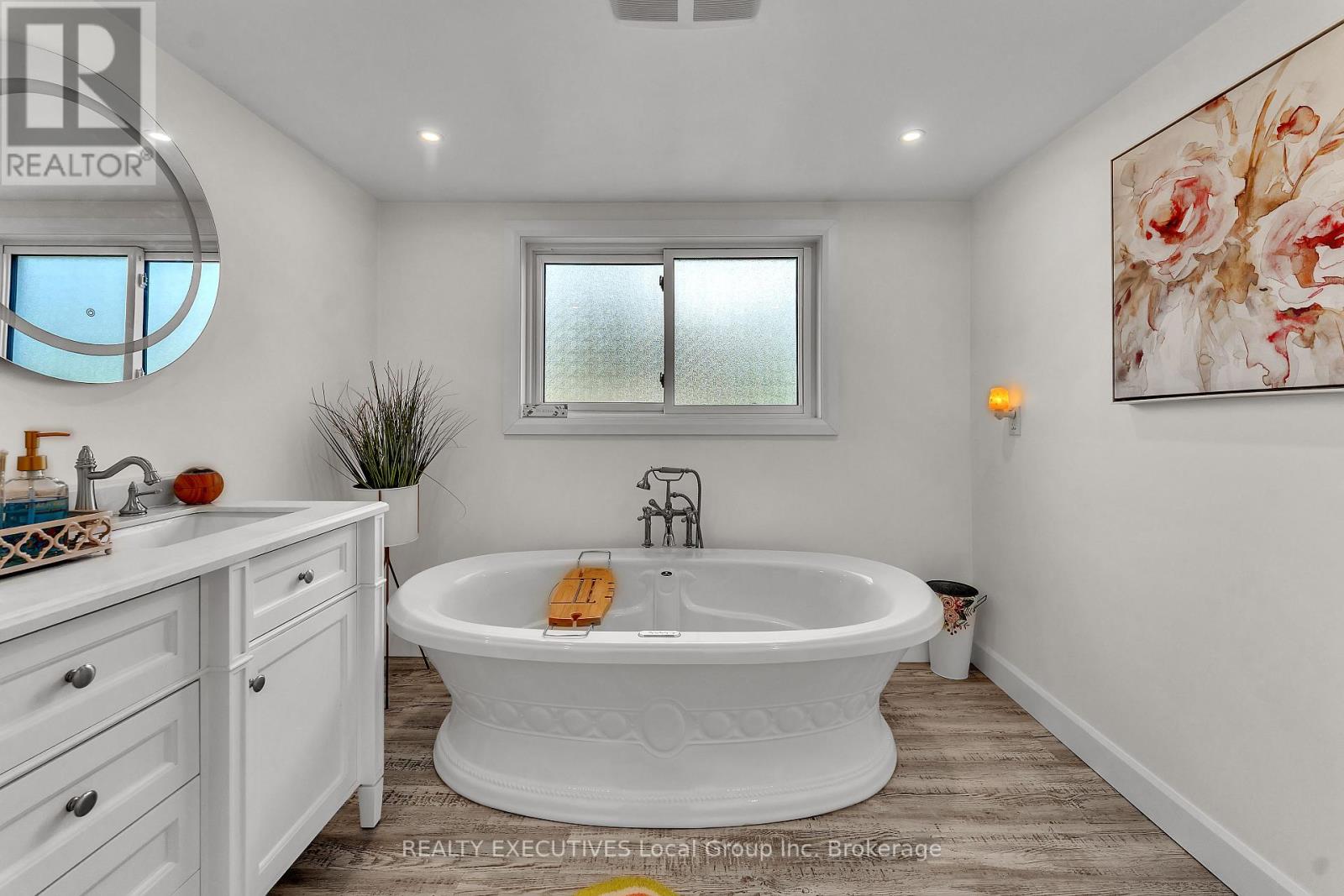 120 CAMPBELL AVENUE - 36