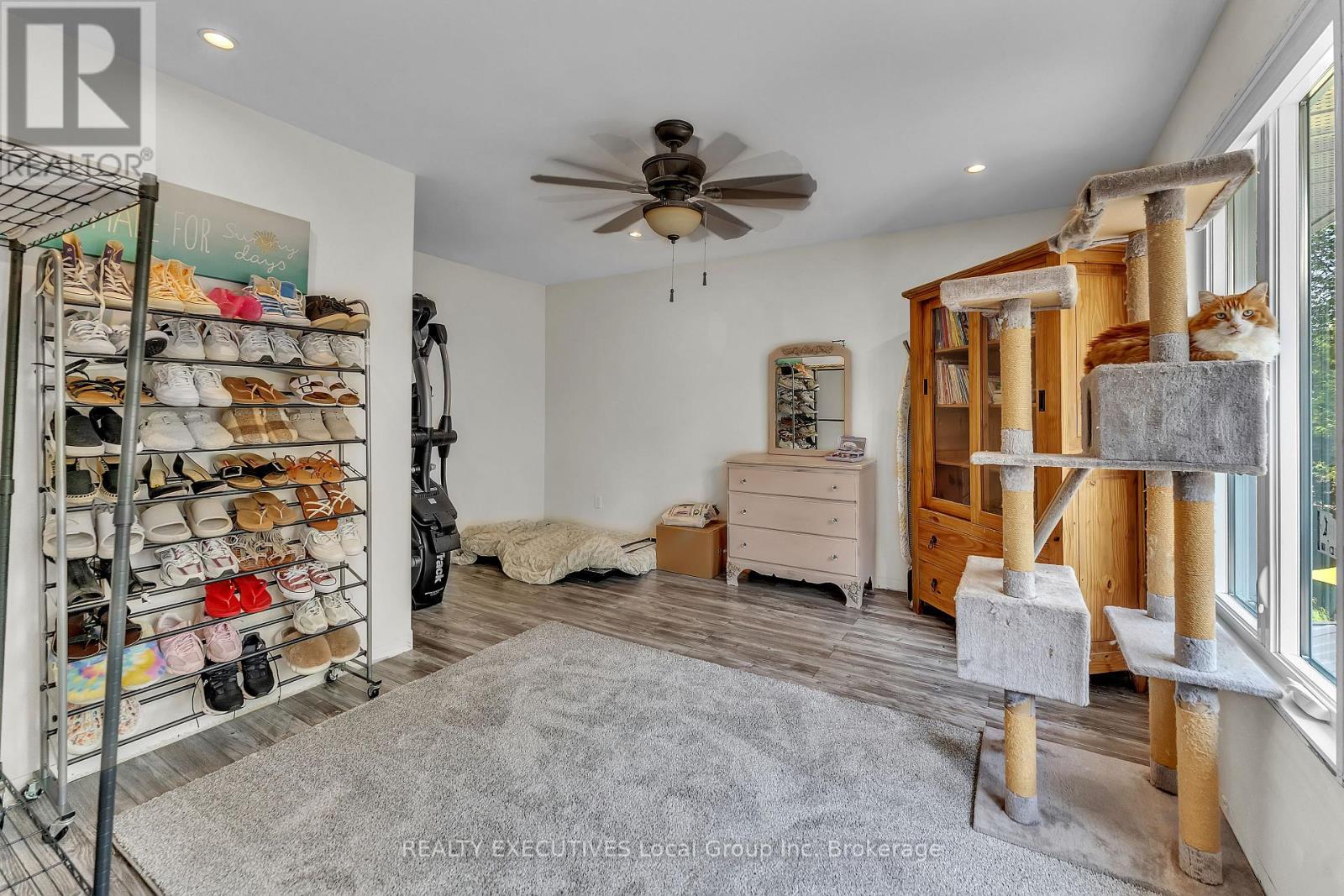 120 CAMPBELL AVENUE - 50