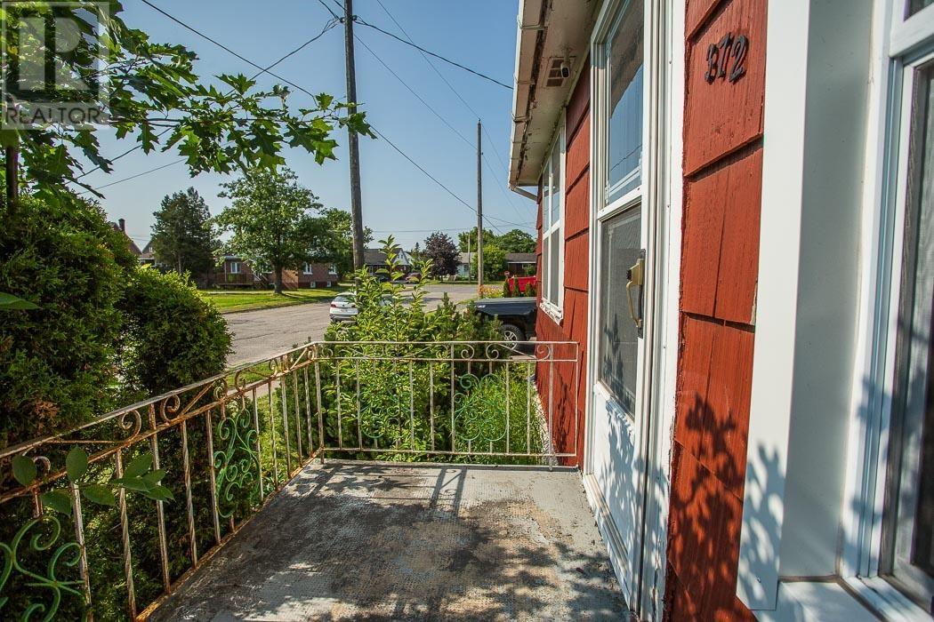 372 Seventh AVE - Image 21