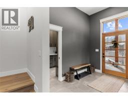 Laundry room - 1005 Williams Gate Lane, Revelstoke, BC V0E2S1 Photo 17