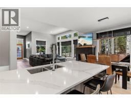 1005 Williams Gate Lane, Revelstoke, BC V0E2S1 Photo 32
