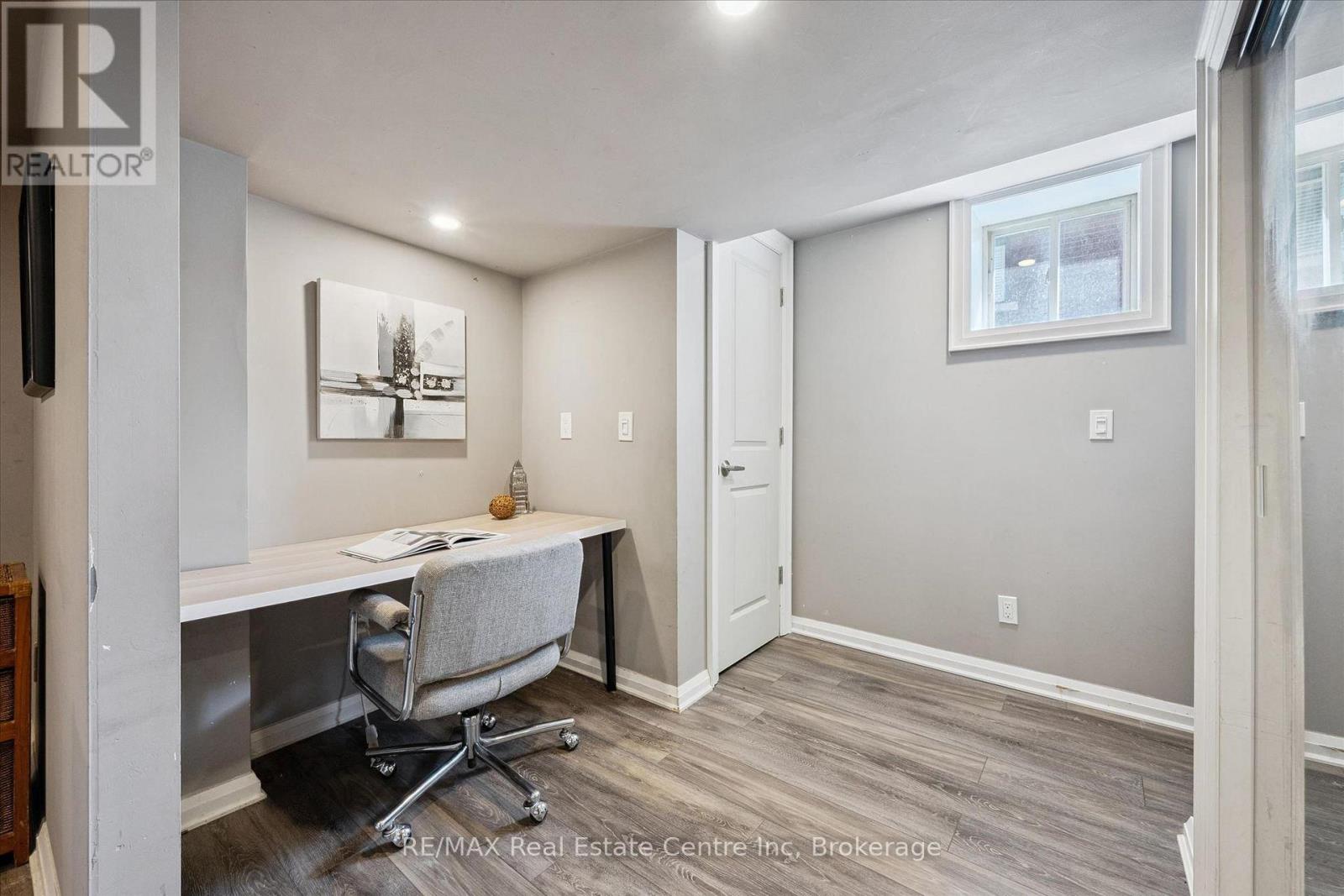 314 PAISLEY ROAD - 13