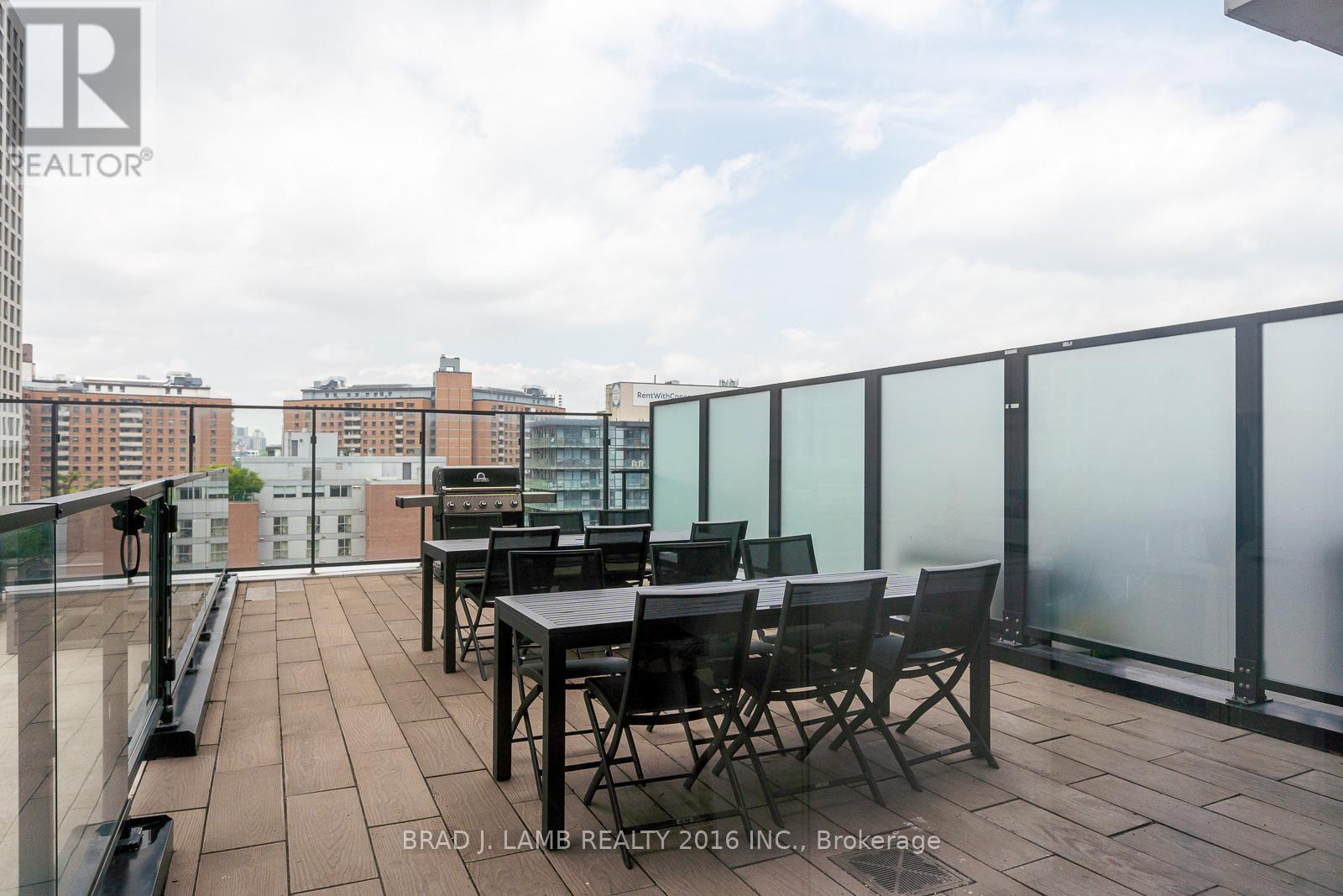 #607 55 ONTARIO STREET - 23