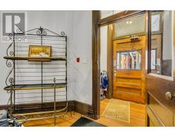 Bathroom - Lower - 83 Madison Avenue, Toronto, ON M5R2S3 Photo 7