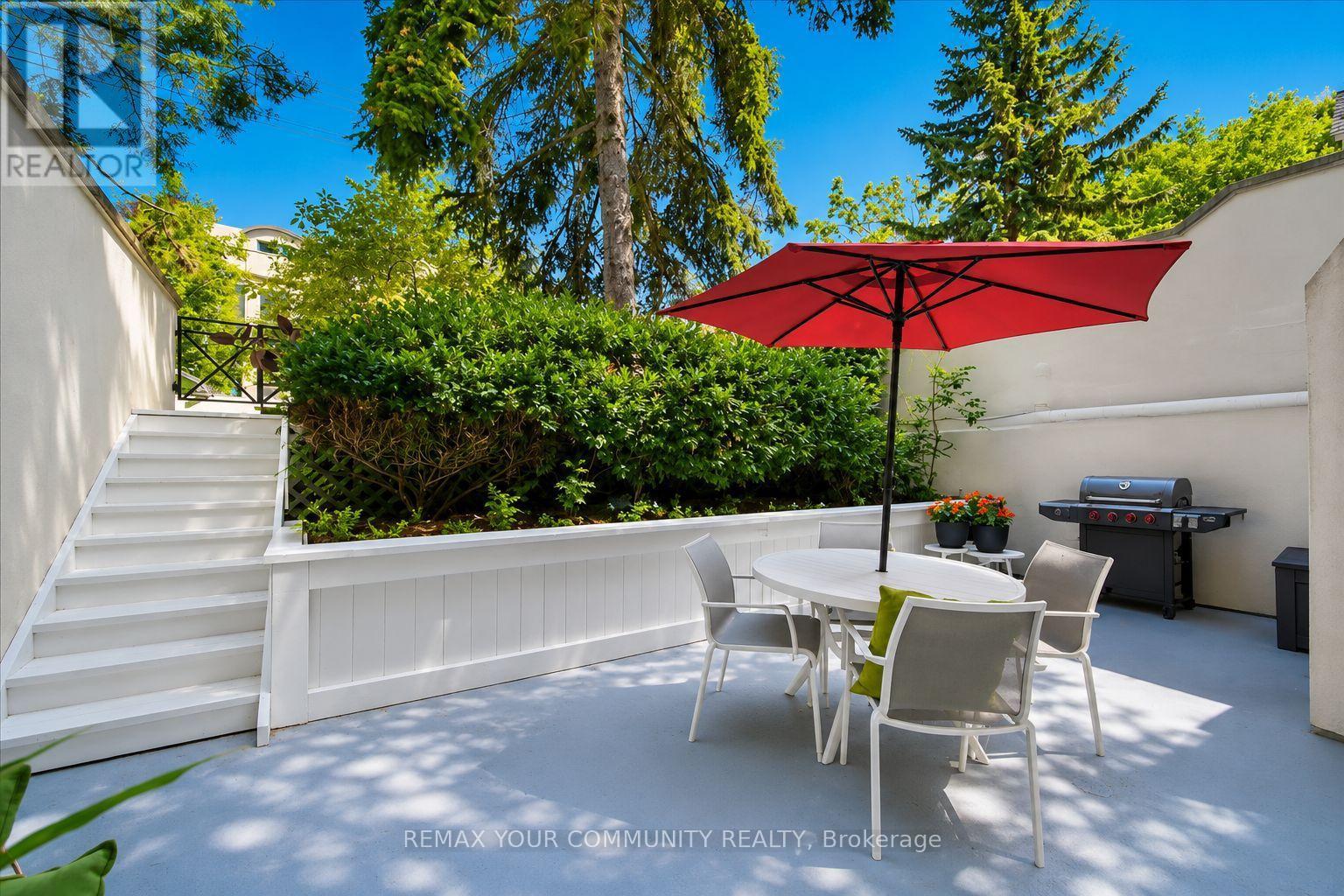 #3 105 HEATH STREET - 6