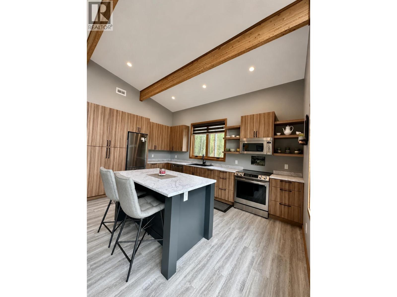 209 DOGWOOD STREET - 5