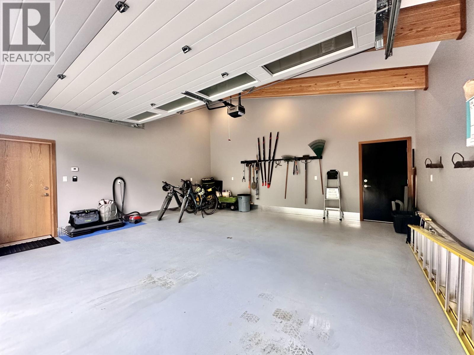 209 DOGWOOD STREET - 12