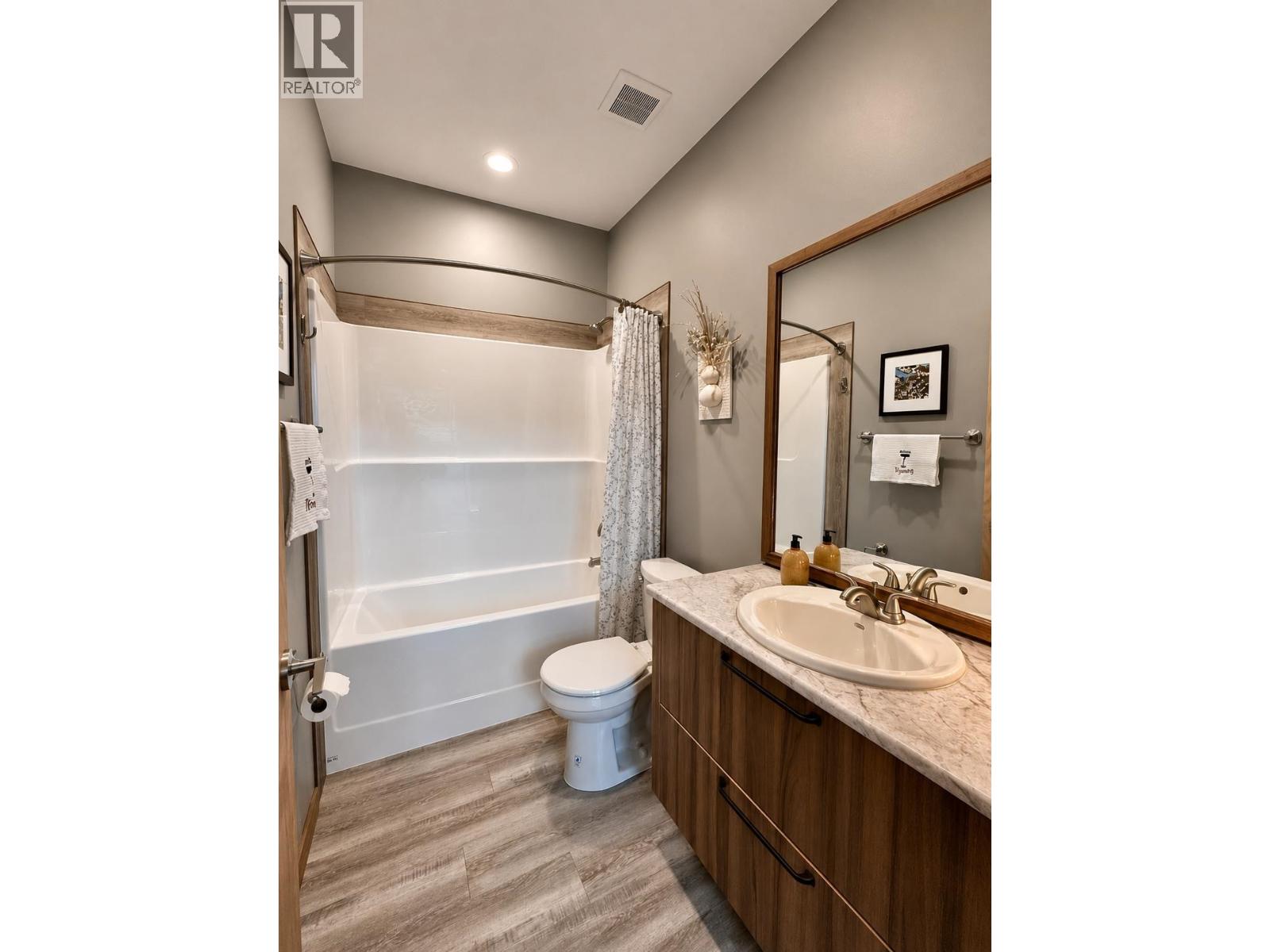 209 DOGWOOD STREET - 11