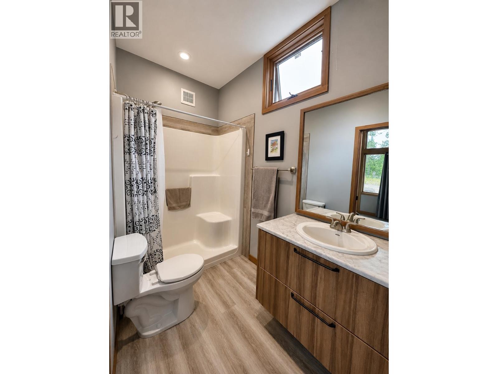 209 DOGWOOD STREET - 9