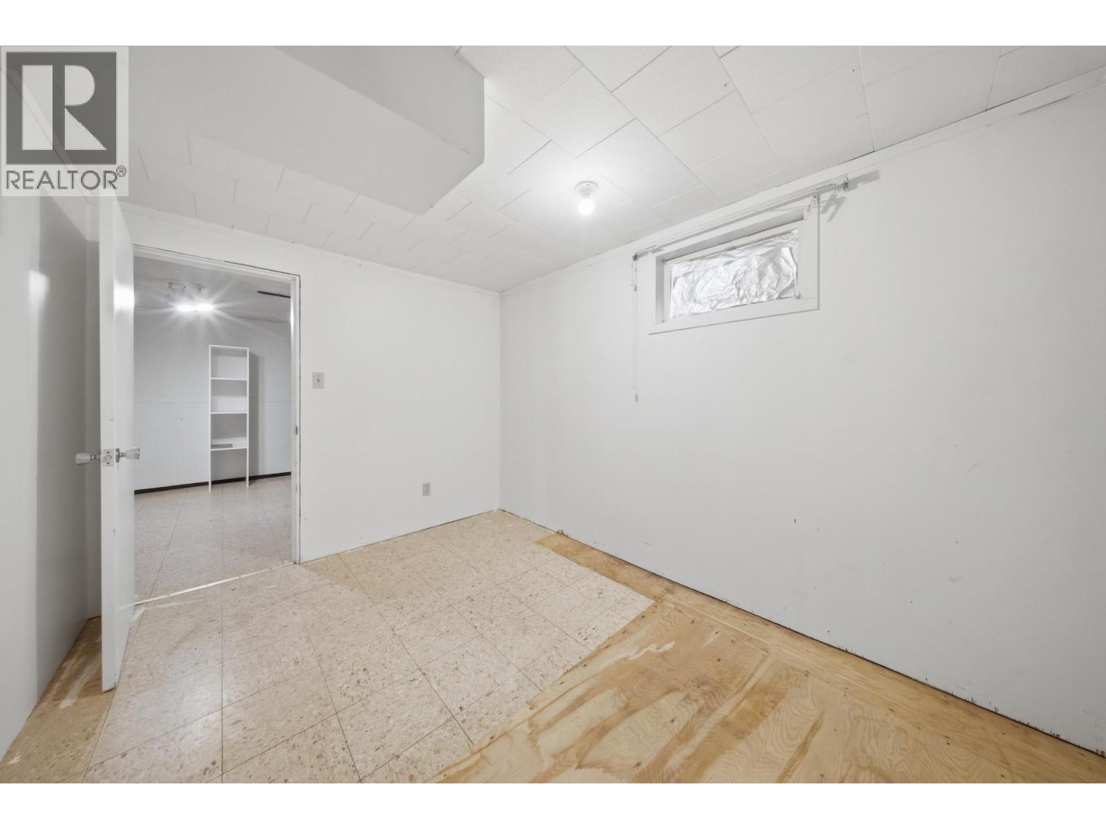 9208 103 AVENUE - 23