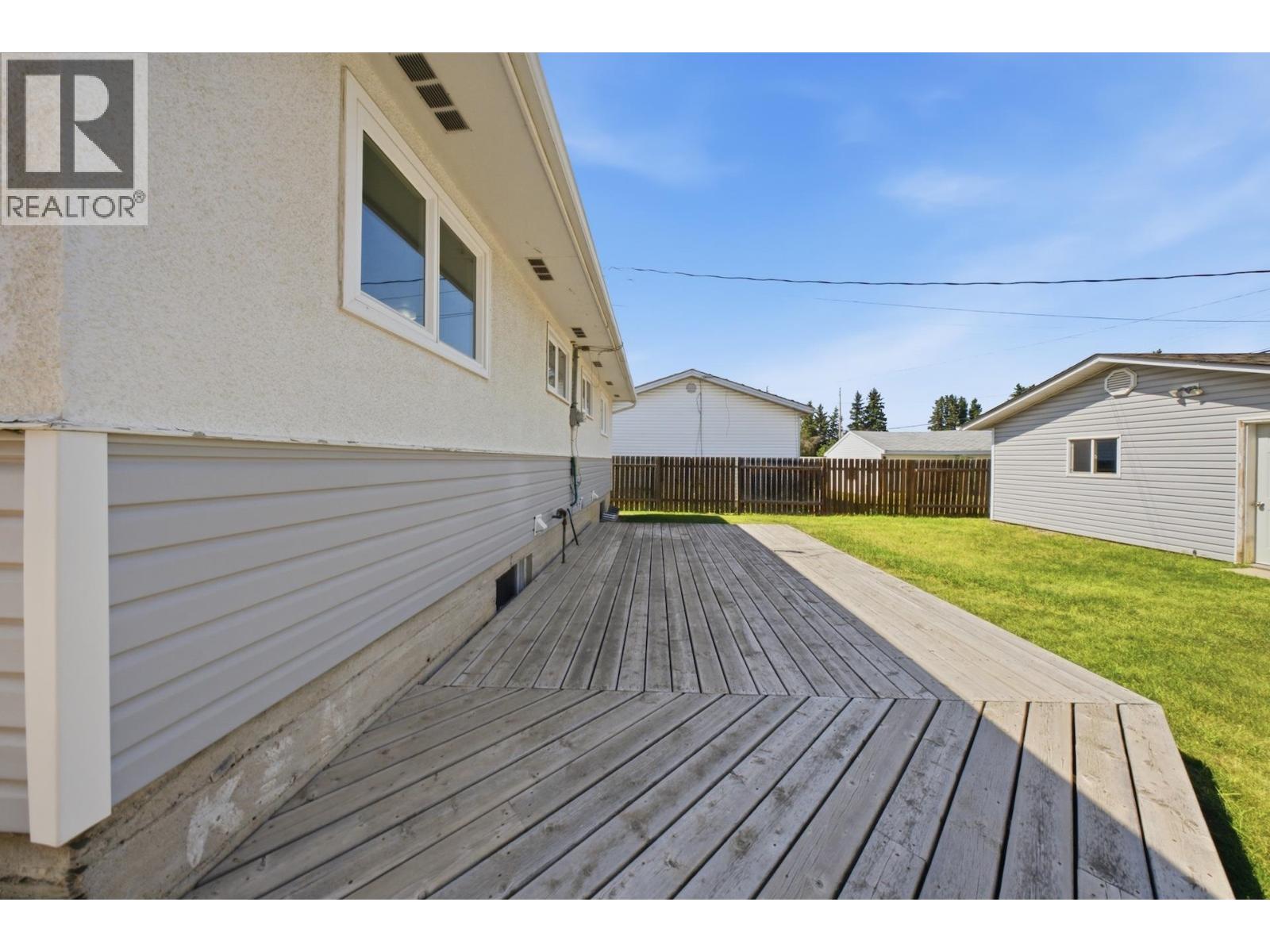 9208 103 AVENUE - 27