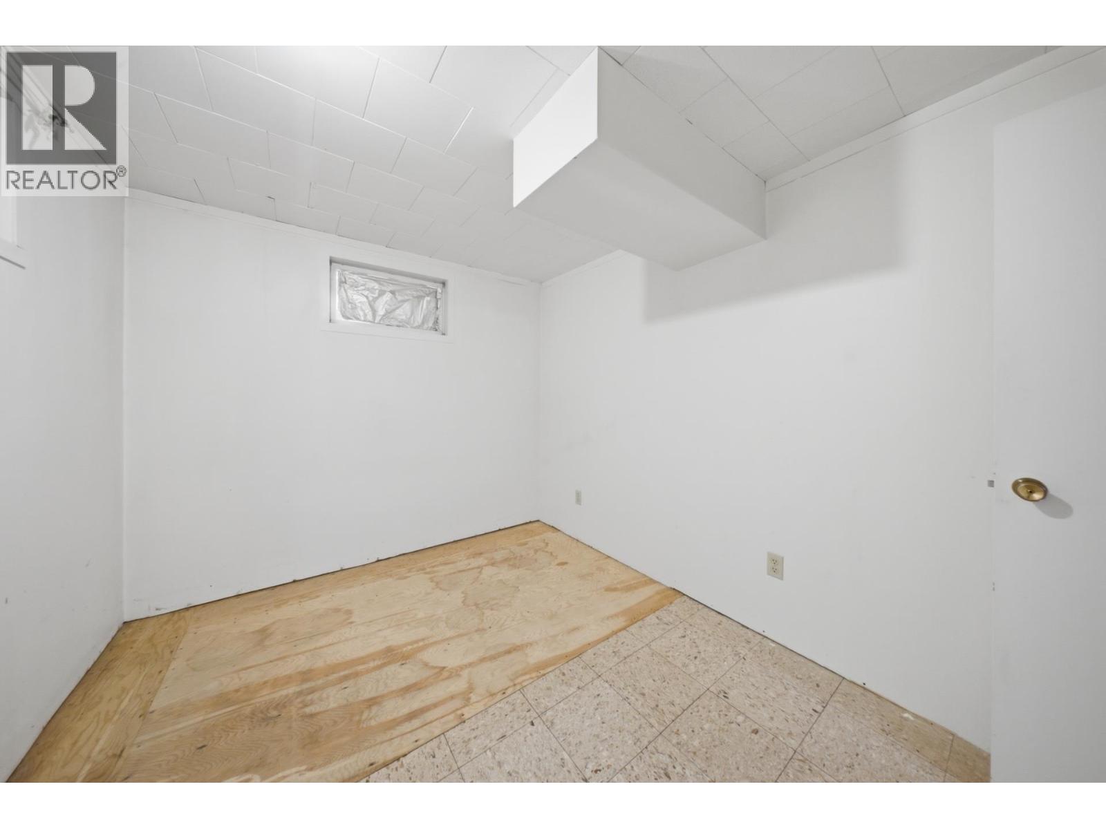 9208 103 AVENUE - 21