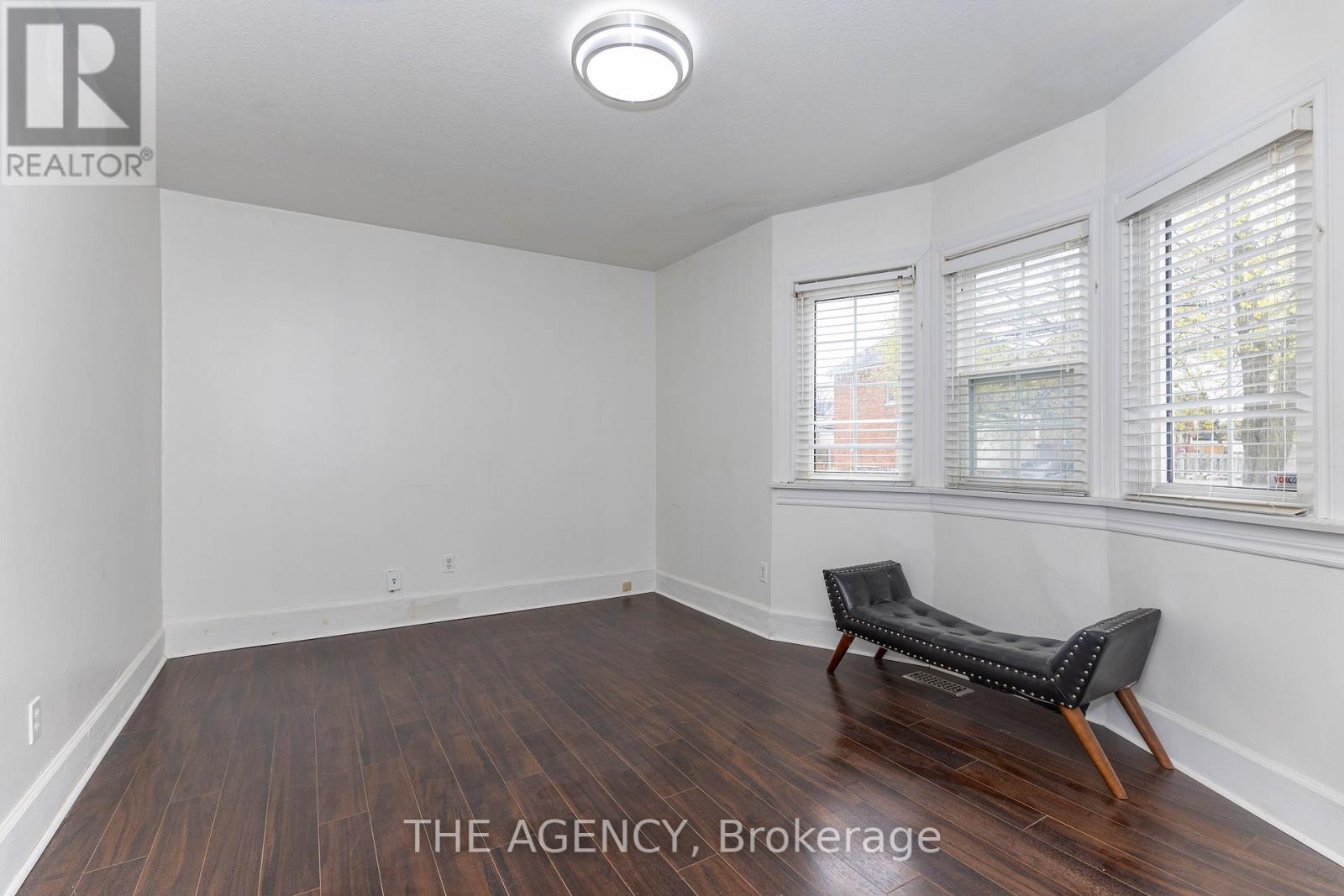 63 HOGARTH STREET - 11