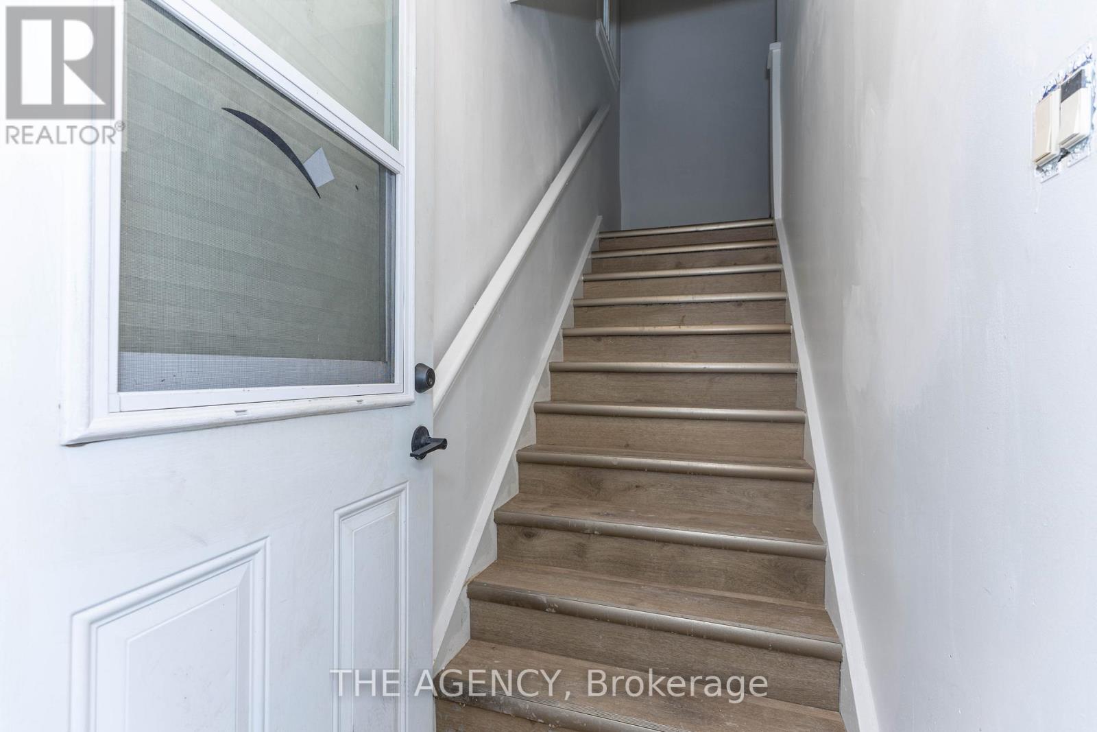 63 HOGARTH STREET - 20