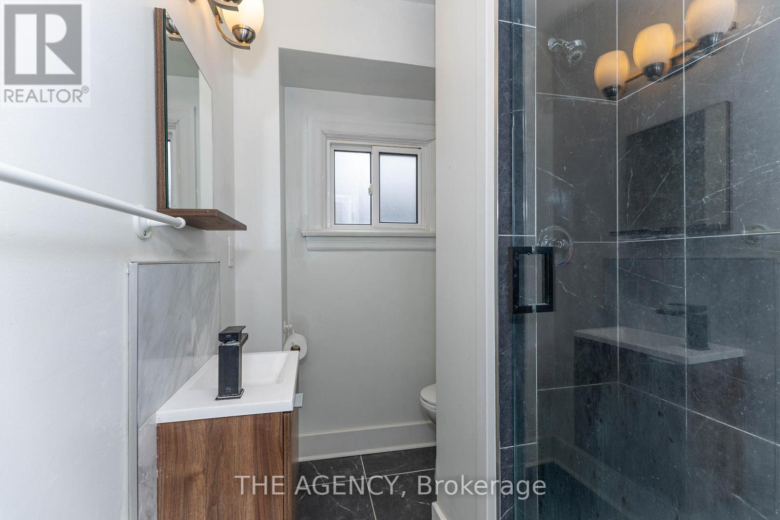 63 HOGARTH STREET - 25