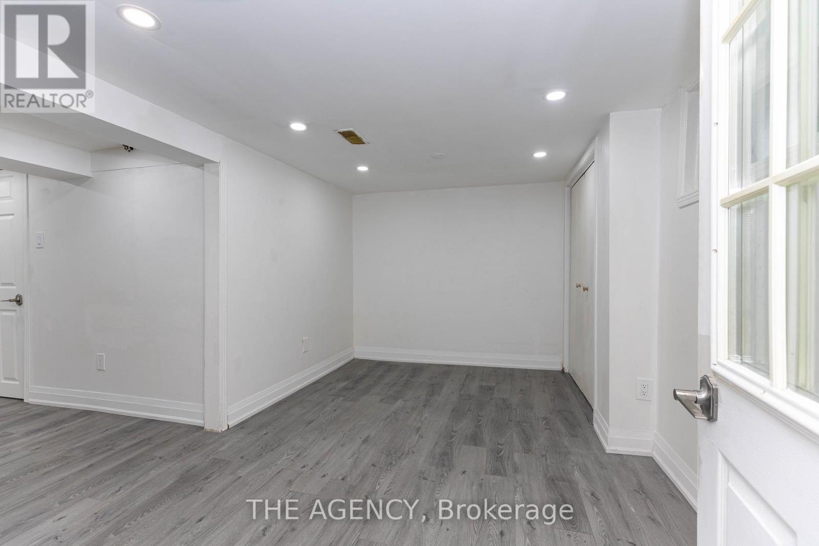 63 HOGARTH STREET - 28