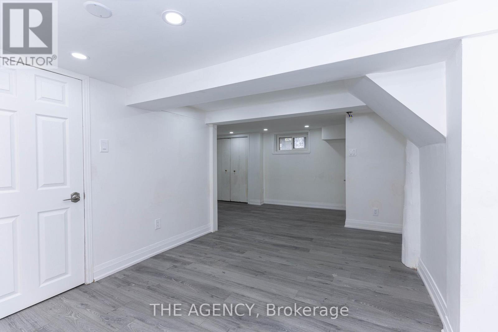 63 HOGARTH STREET - 33