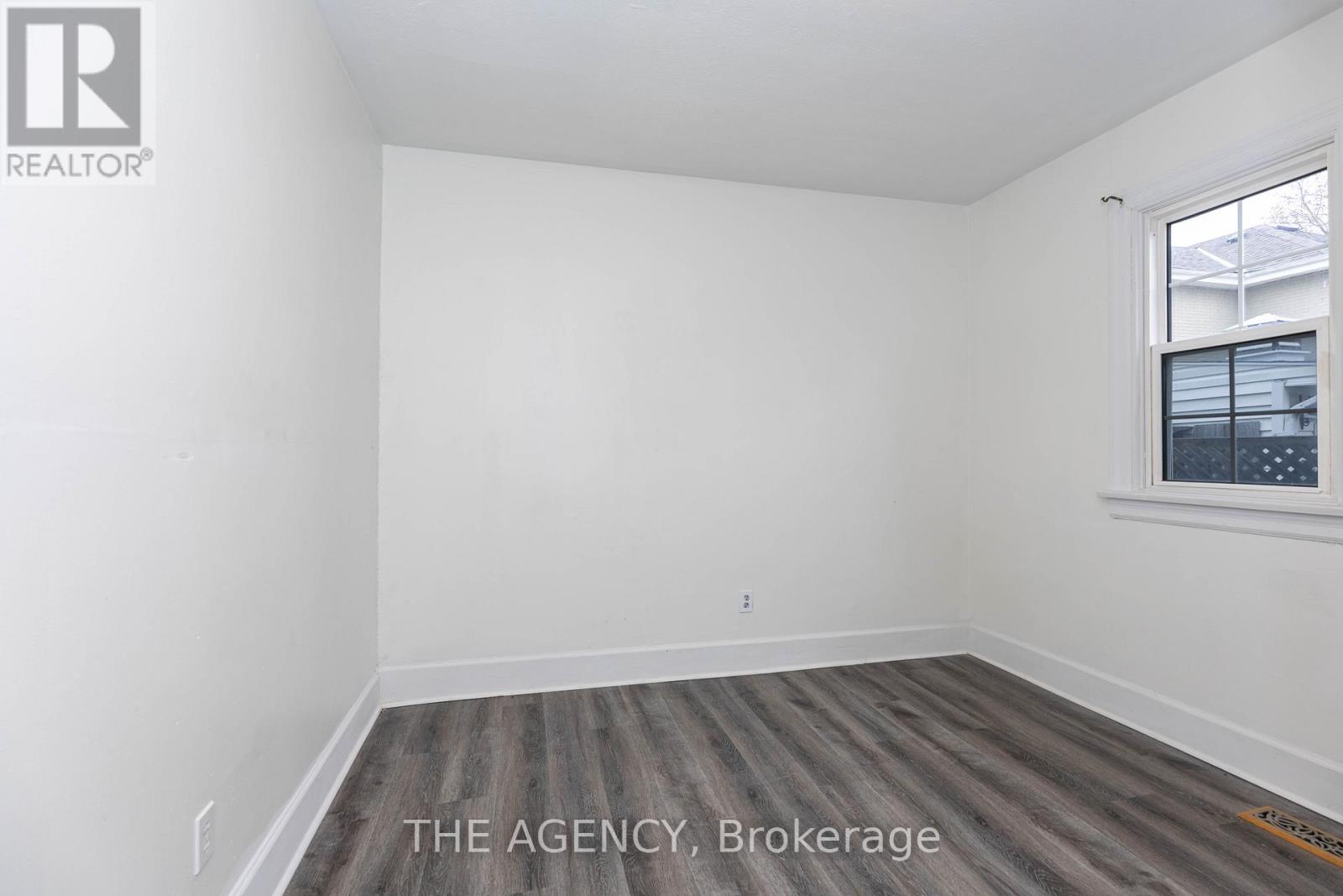63 HOGARTH STREET - 37