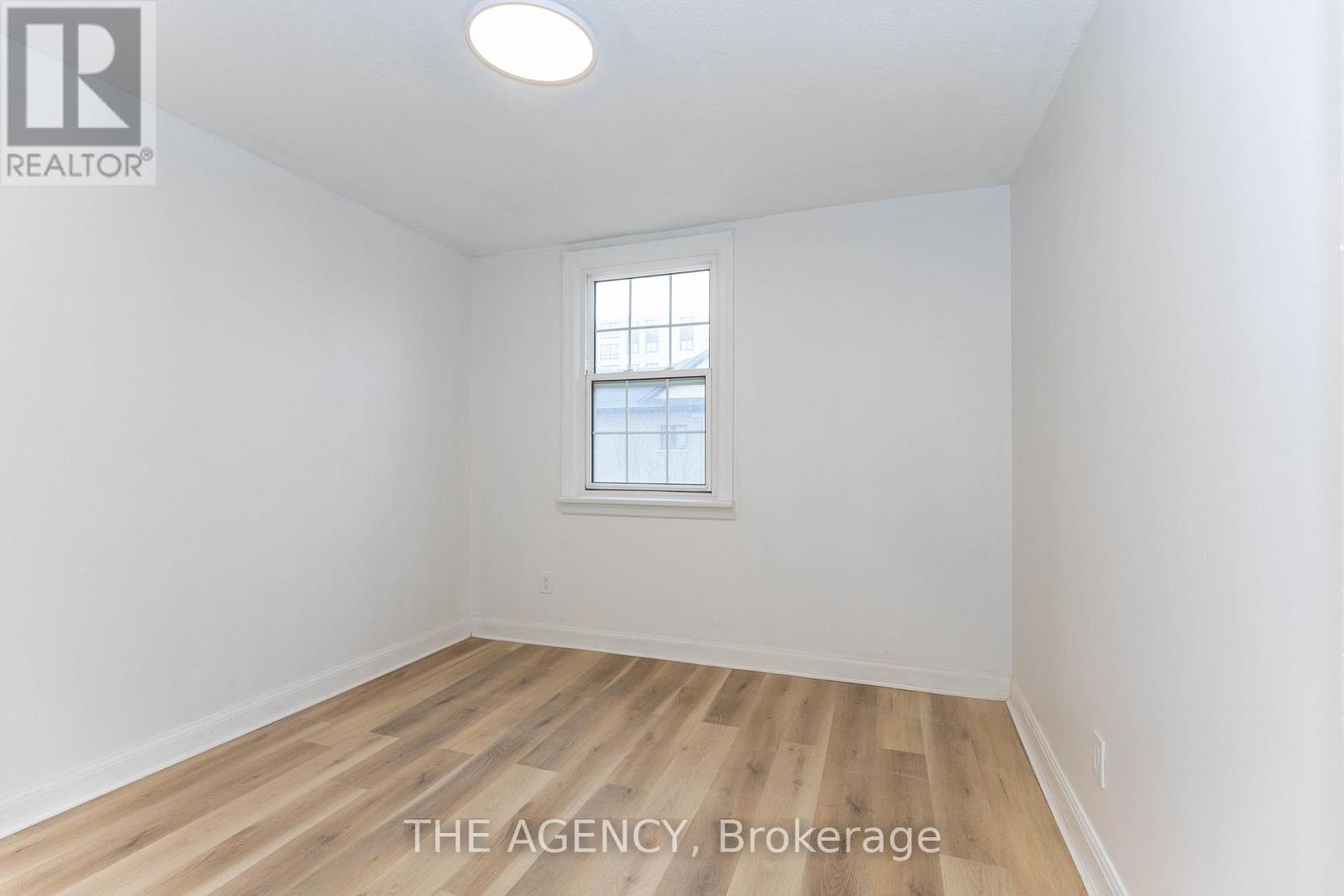 63 HOGARTH STREET - 38