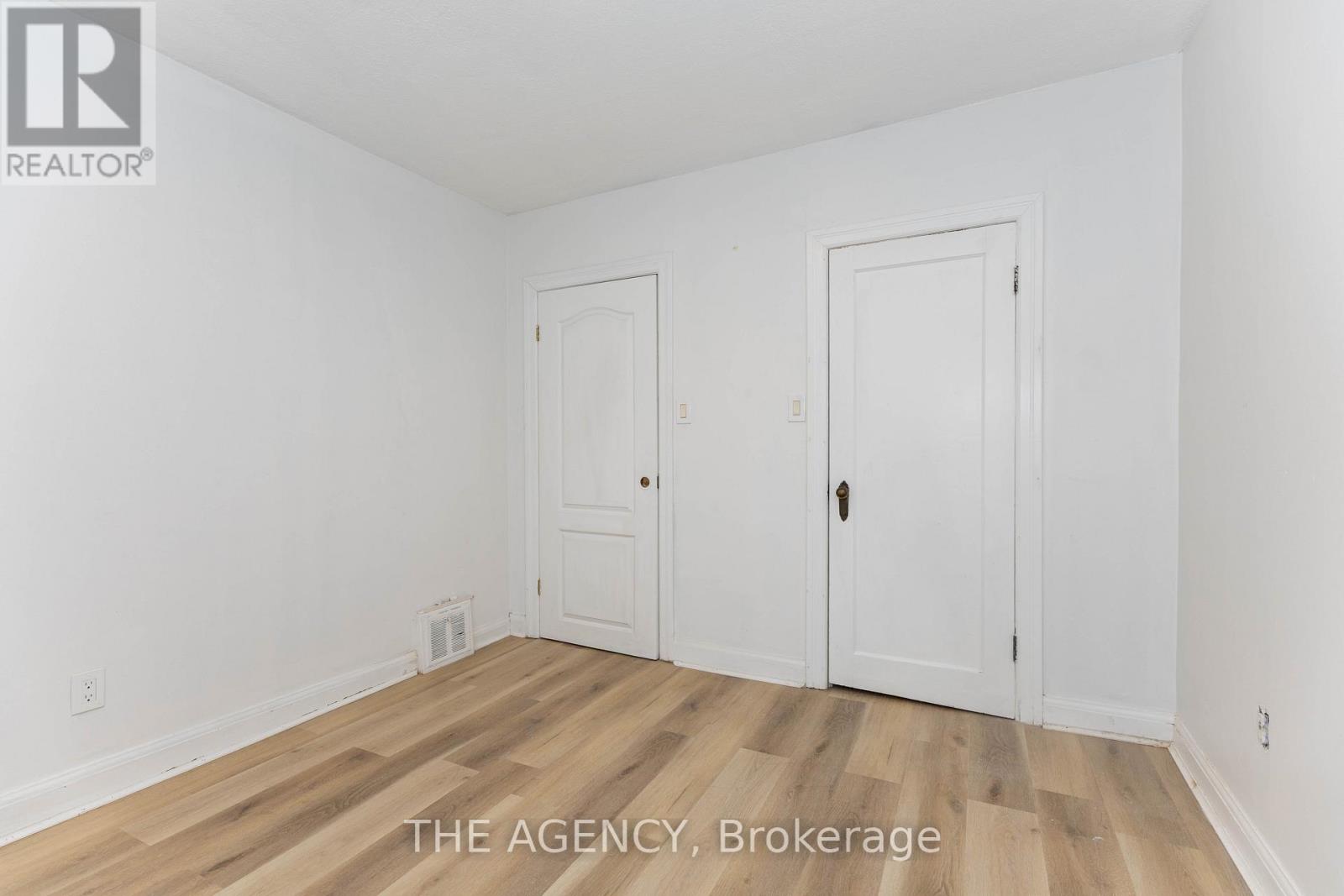 63 HOGARTH STREET - 41