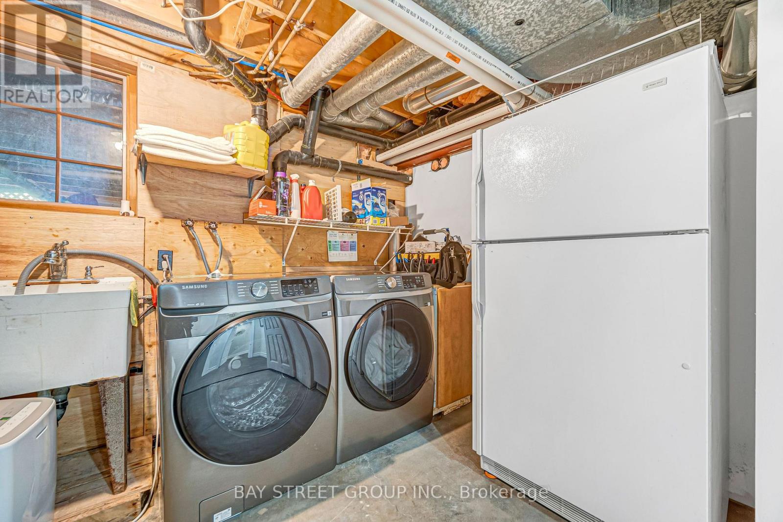 236 SUMMIT DRIVE - Image 37