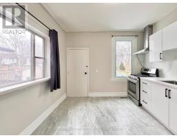17 Winnifred Avenue, Toronto, ON M4M2X2 Photo 14