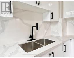 17 Winnifred Avenue, Toronto, ON M4M2X2 Photo 19