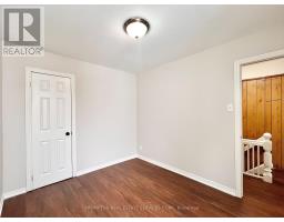 17 Winnifred Avenue, Toronto, ON M4M2X2 Photo 35
