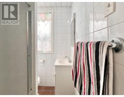 17 Winnifred Avenue, Toronto, ON M4M2X2 Photo 36
