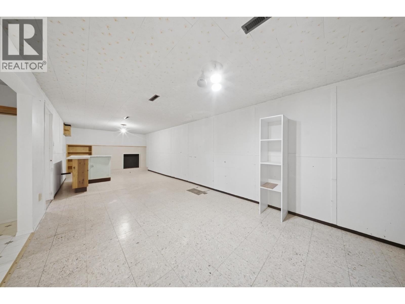 9208 103 AVENUE - 18