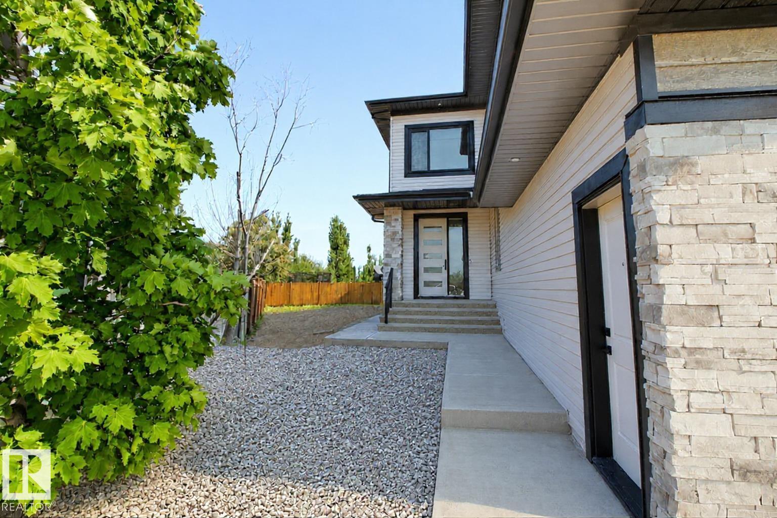 16 MIDDLETON CL, Meadowview Park_LEDU, Leduc photo 3