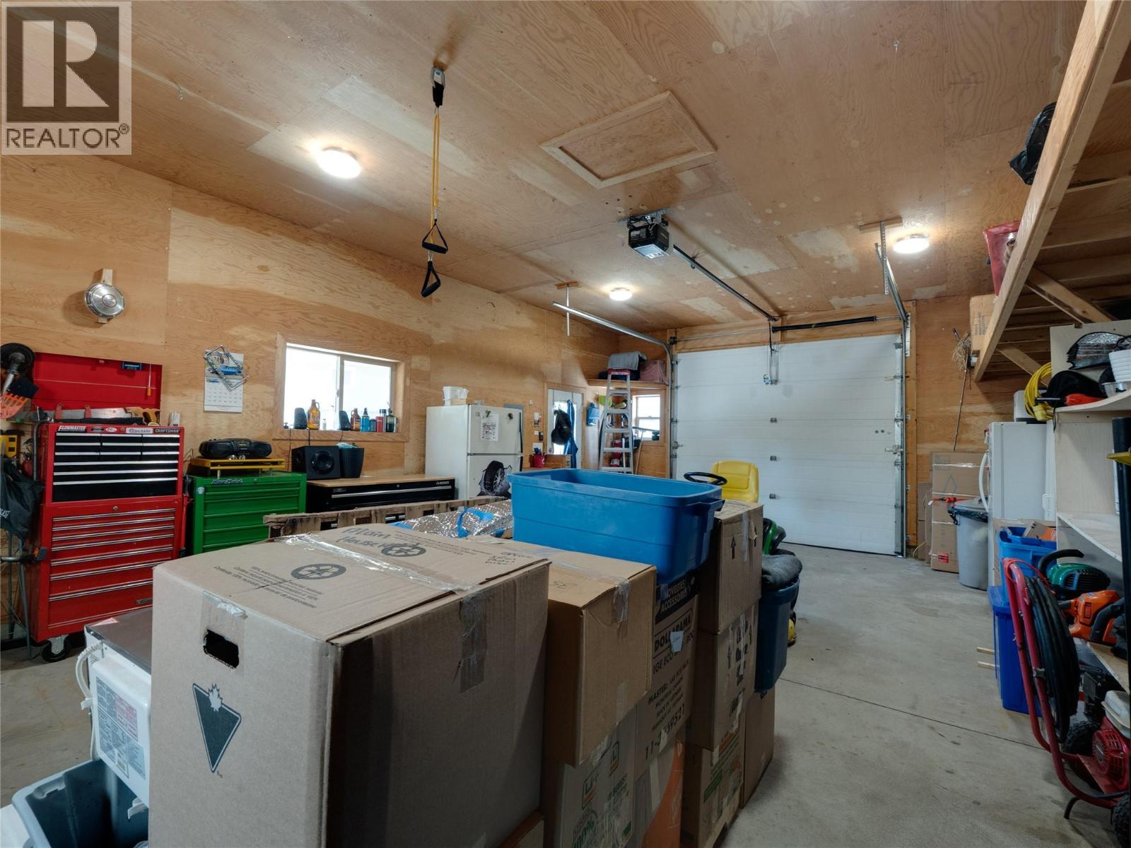 955 Cedar Brae Road - 58