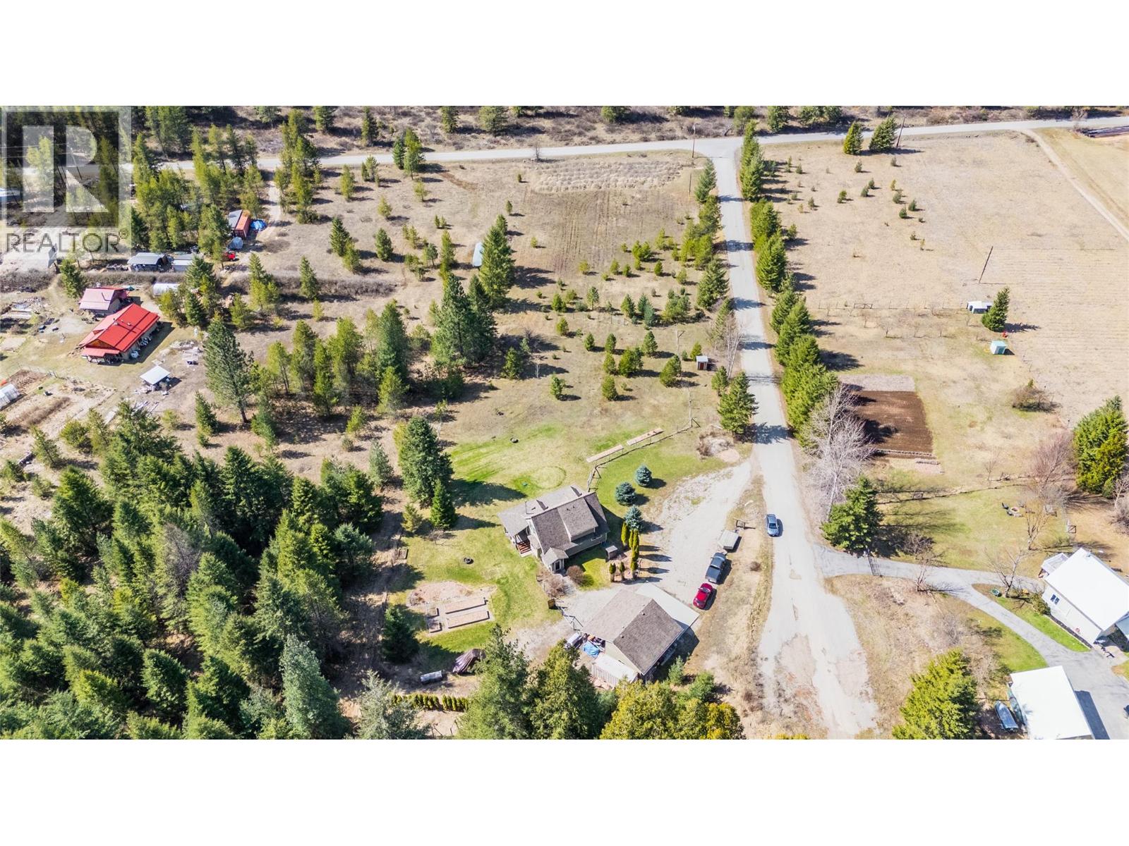 955 Cedar Brae Road - Image 60