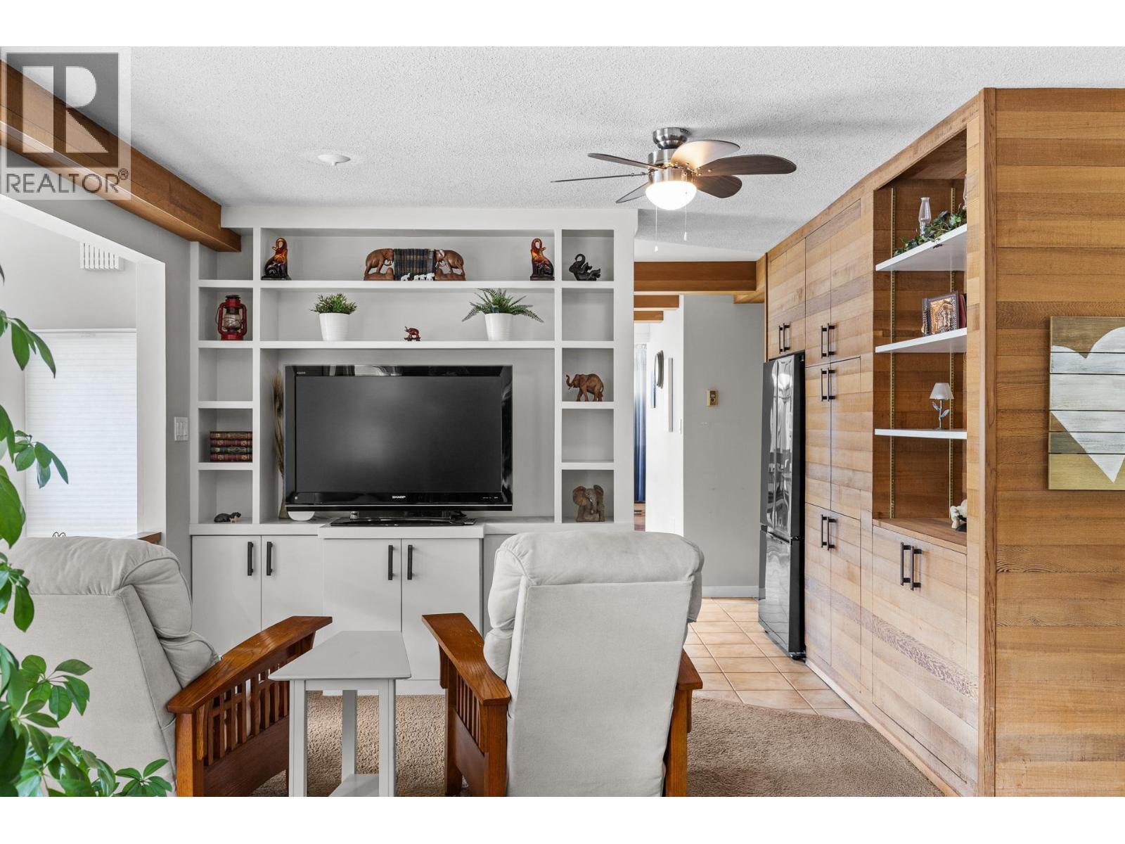 353 Clifton Road S - 9