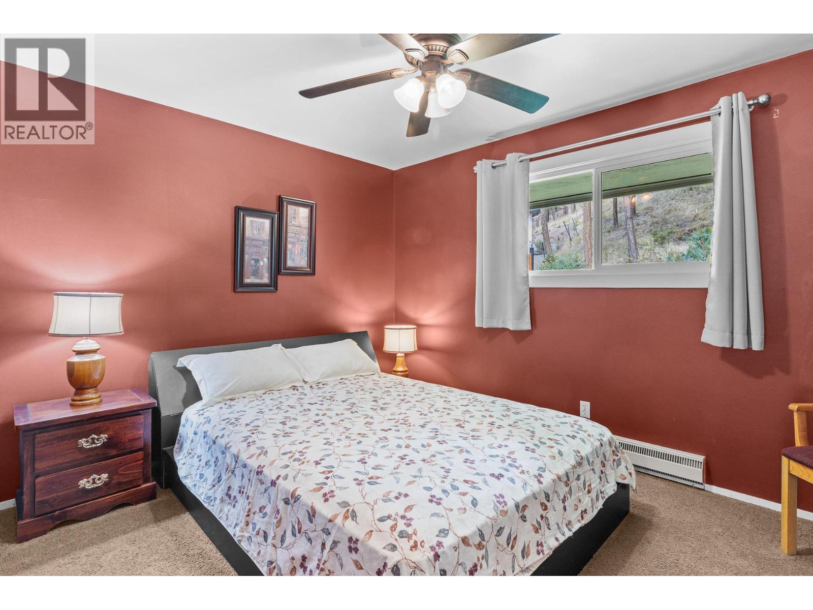 353 Clifton Road S - 15