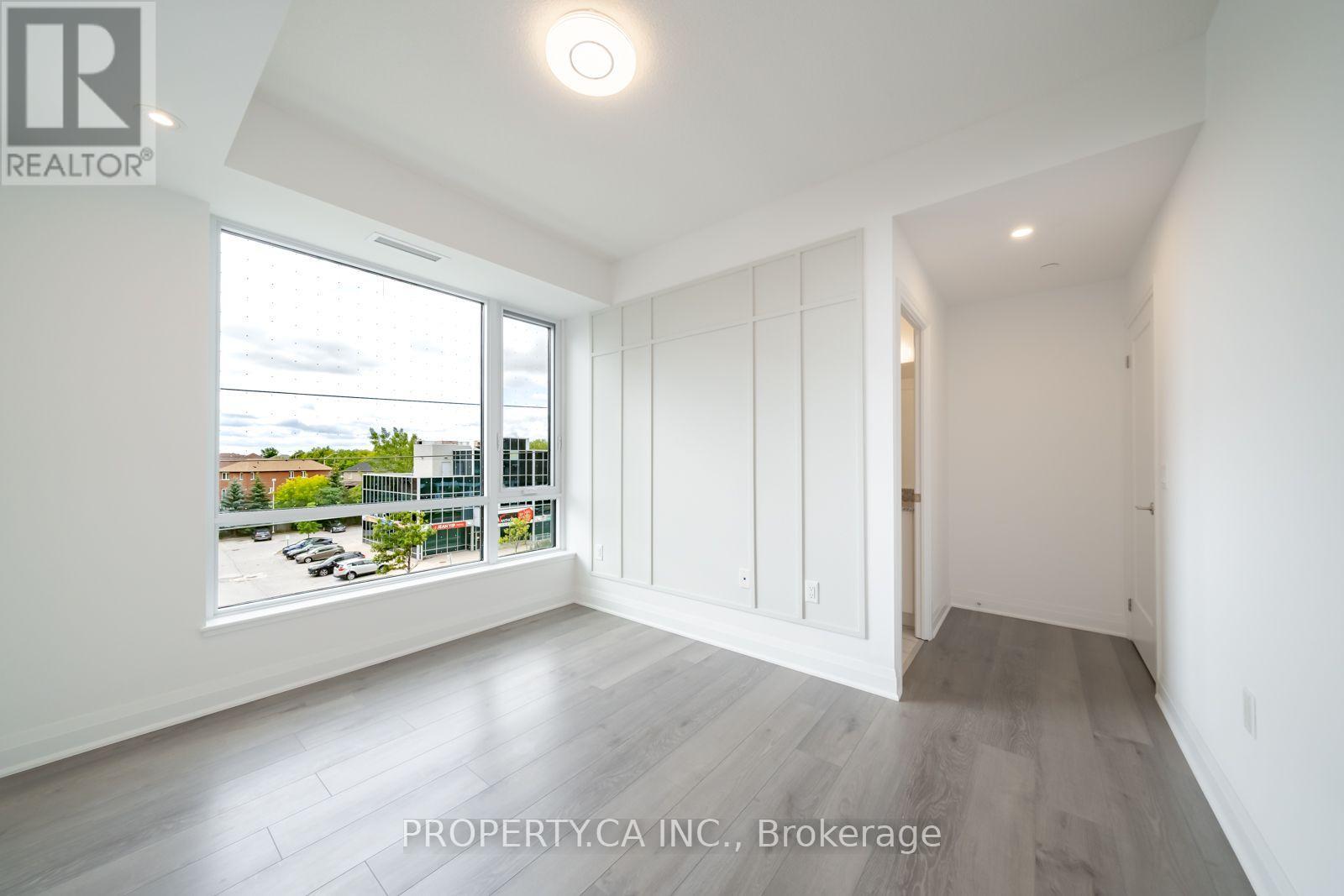#308 3220 SHEPPARD AVENUE E - 21