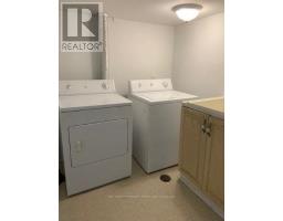 970 Briar Hill Avenue, Toronto, ON M6B1M3 Photo 10