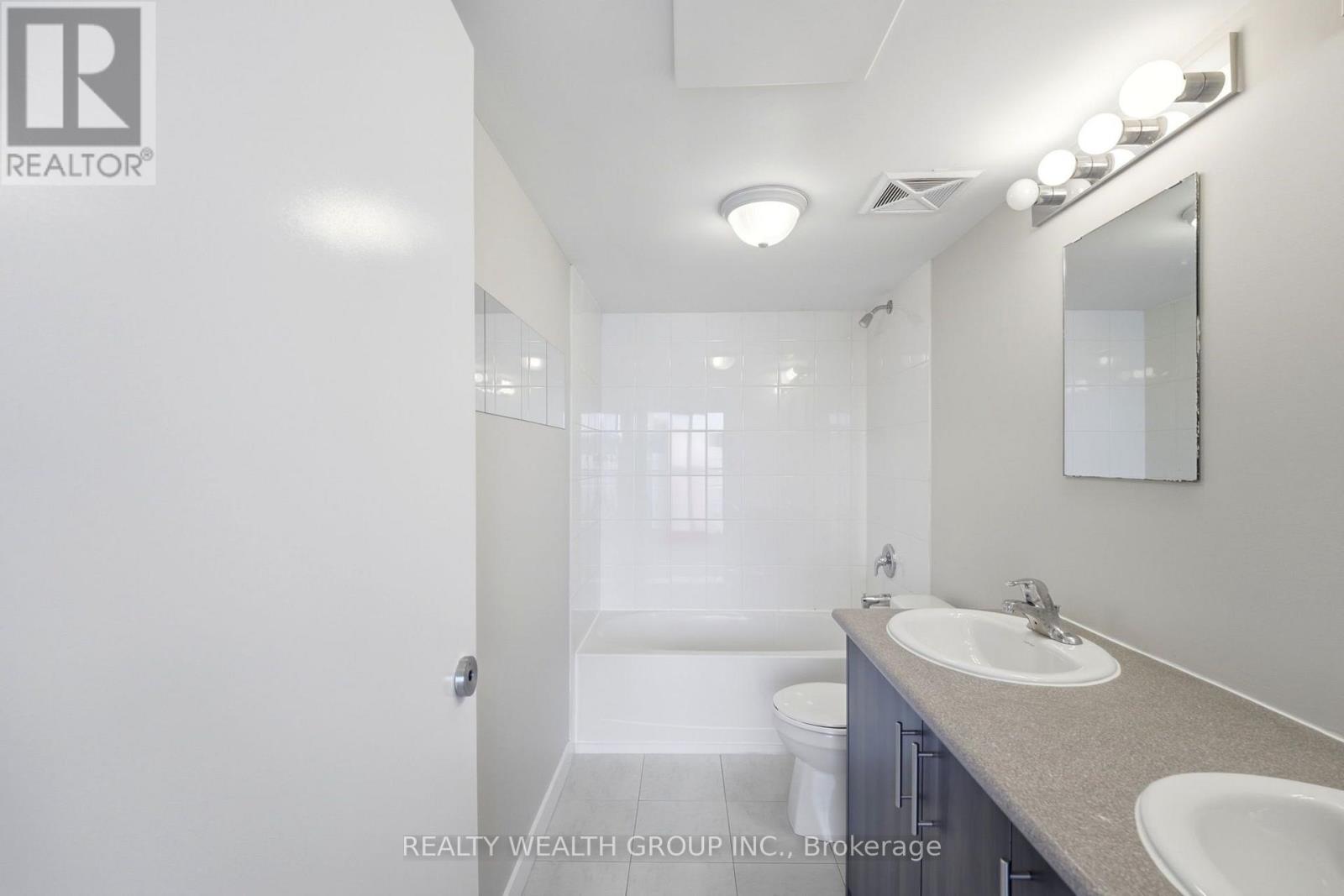 #44 2059 WESTON ROAD - 13