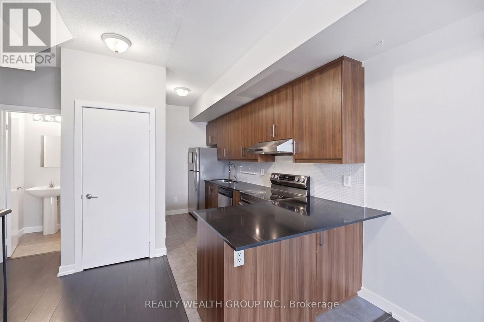 #44 2059 WESTON ROAD - 4