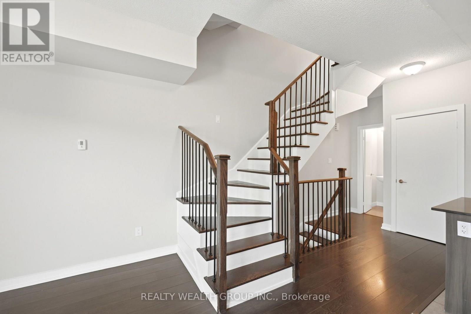 #44 2059 WESTON ROAD - 9