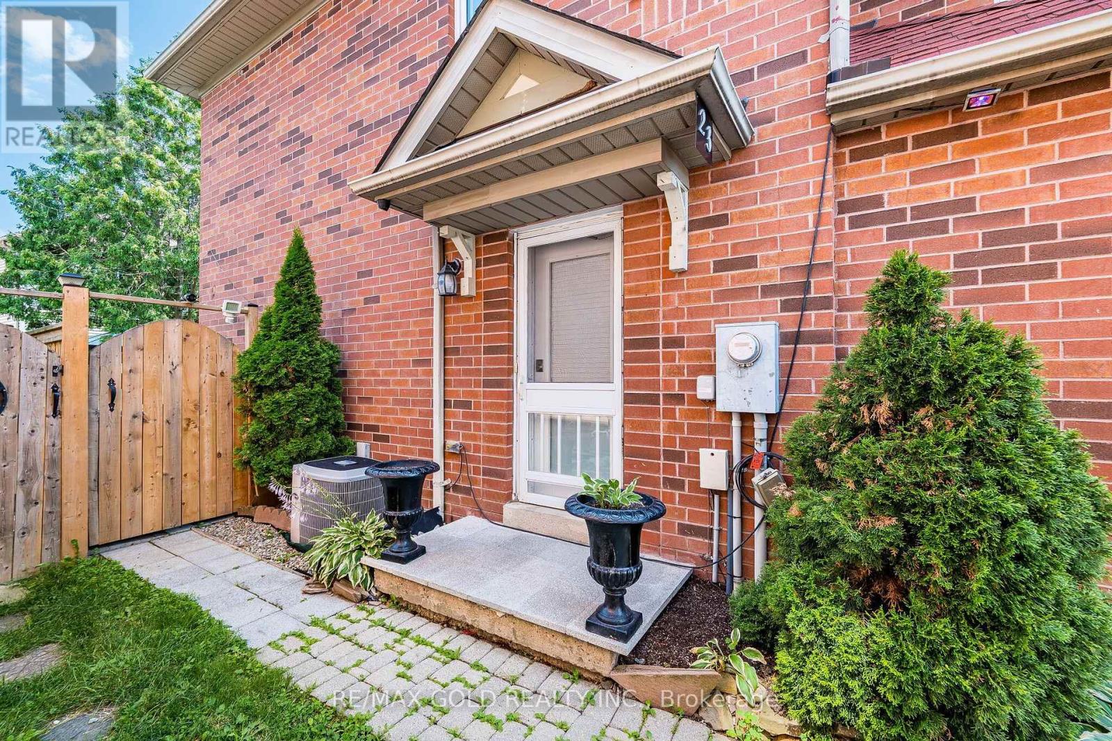23 RAIN LILY LANE - 4
