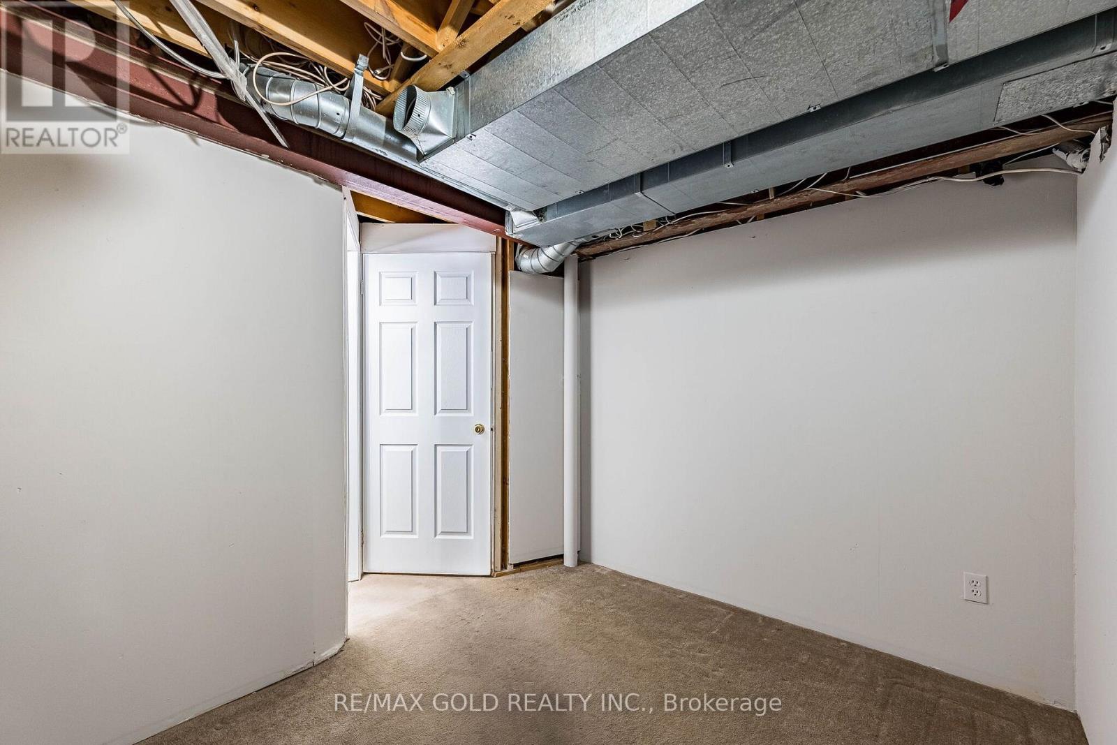 23 RAIN LILY LANE - Image 40