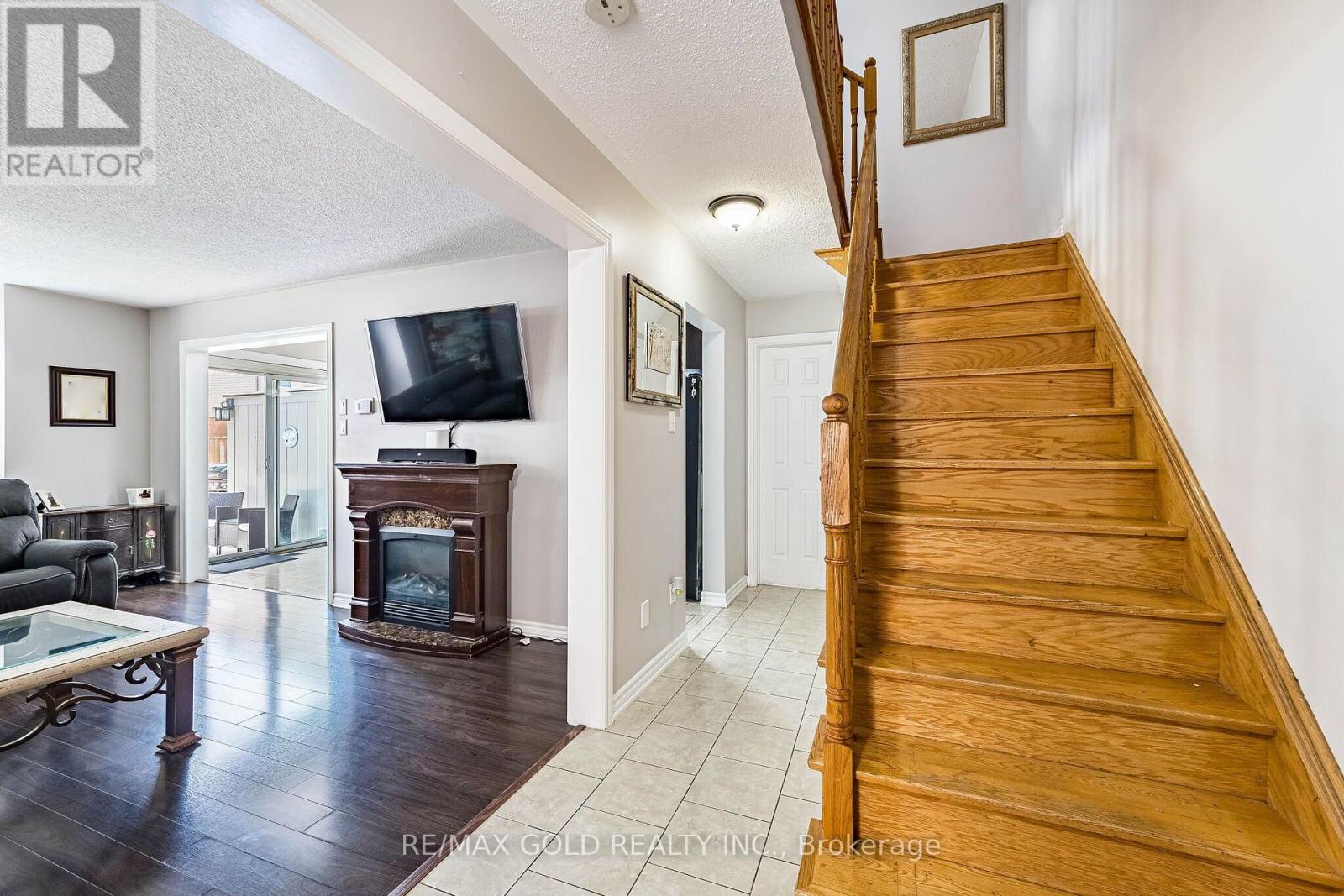 23 RAIN LILY LANE - Image 7