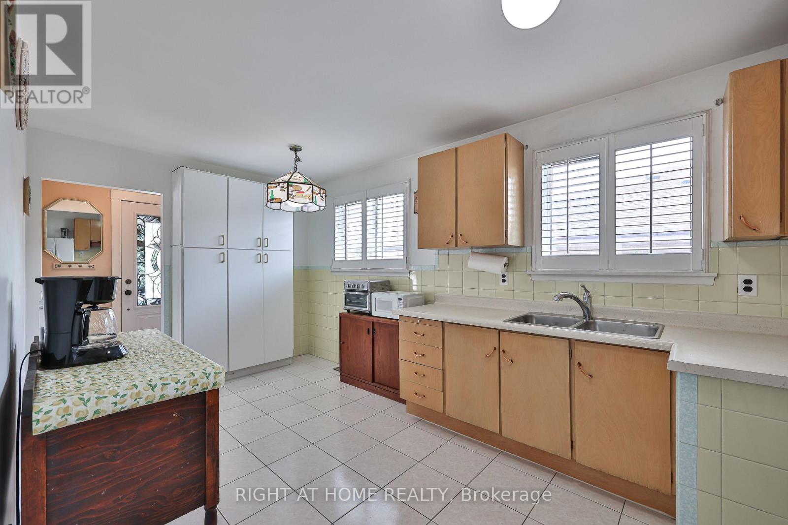 25 LARCHWOOD ROAD - 15