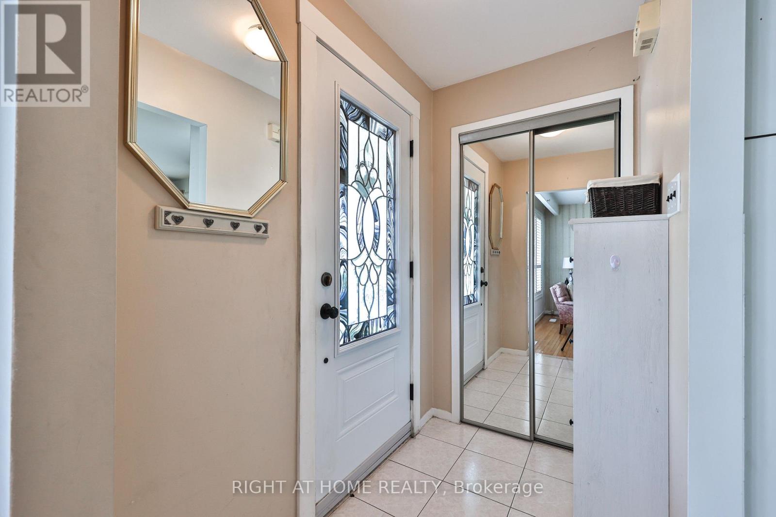 25 LARCHWOOD ROAD - 17