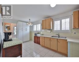 25 Larchwood Road, Toronto, ON M3N1B5 Photo 15