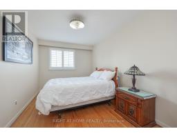 25 Larchwood Road, Toronto, ON M3N1B5 Photo 23