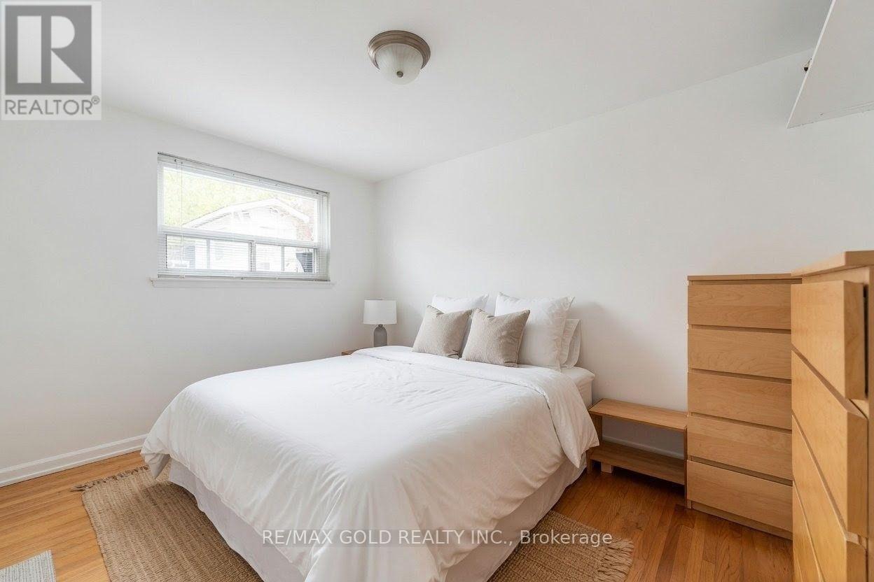 63 NEWSTEAD CRESCENT - 20
