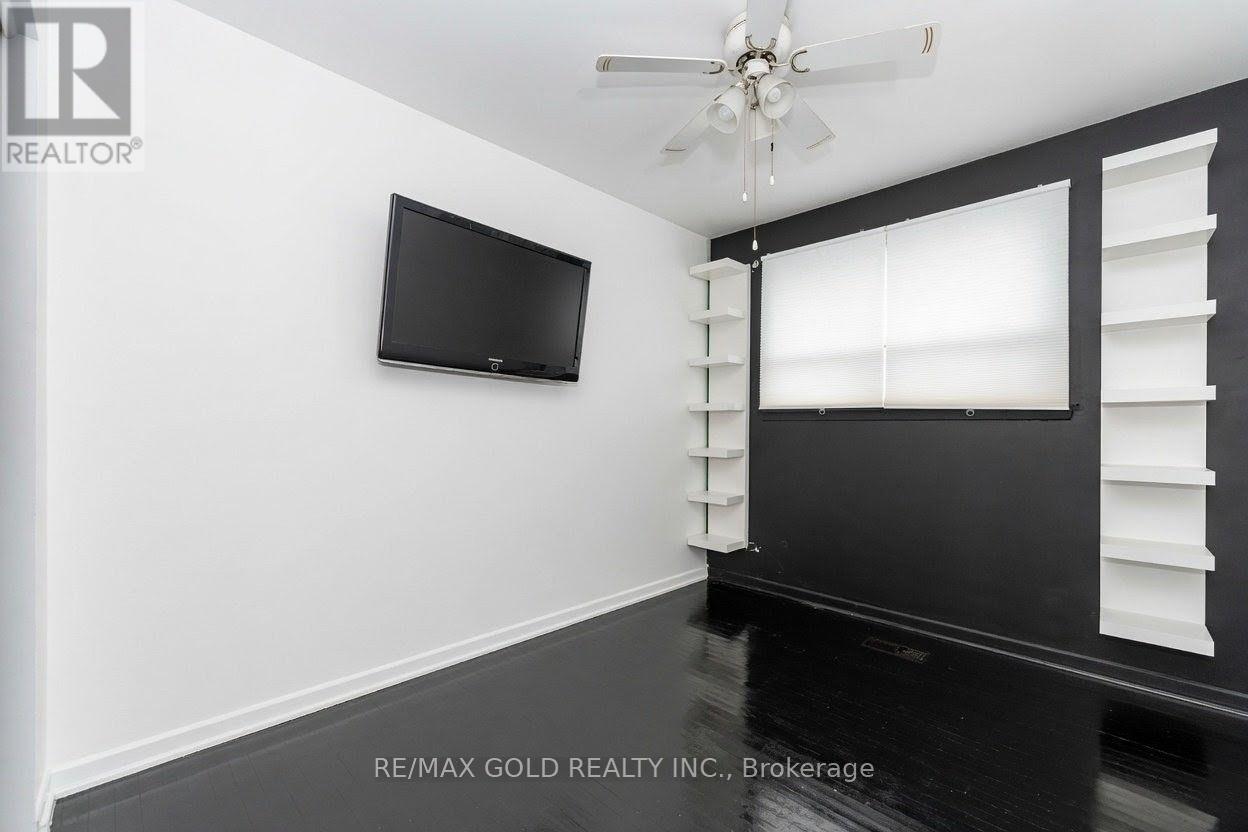 63 NEWSTEAD CRESCENT - 3